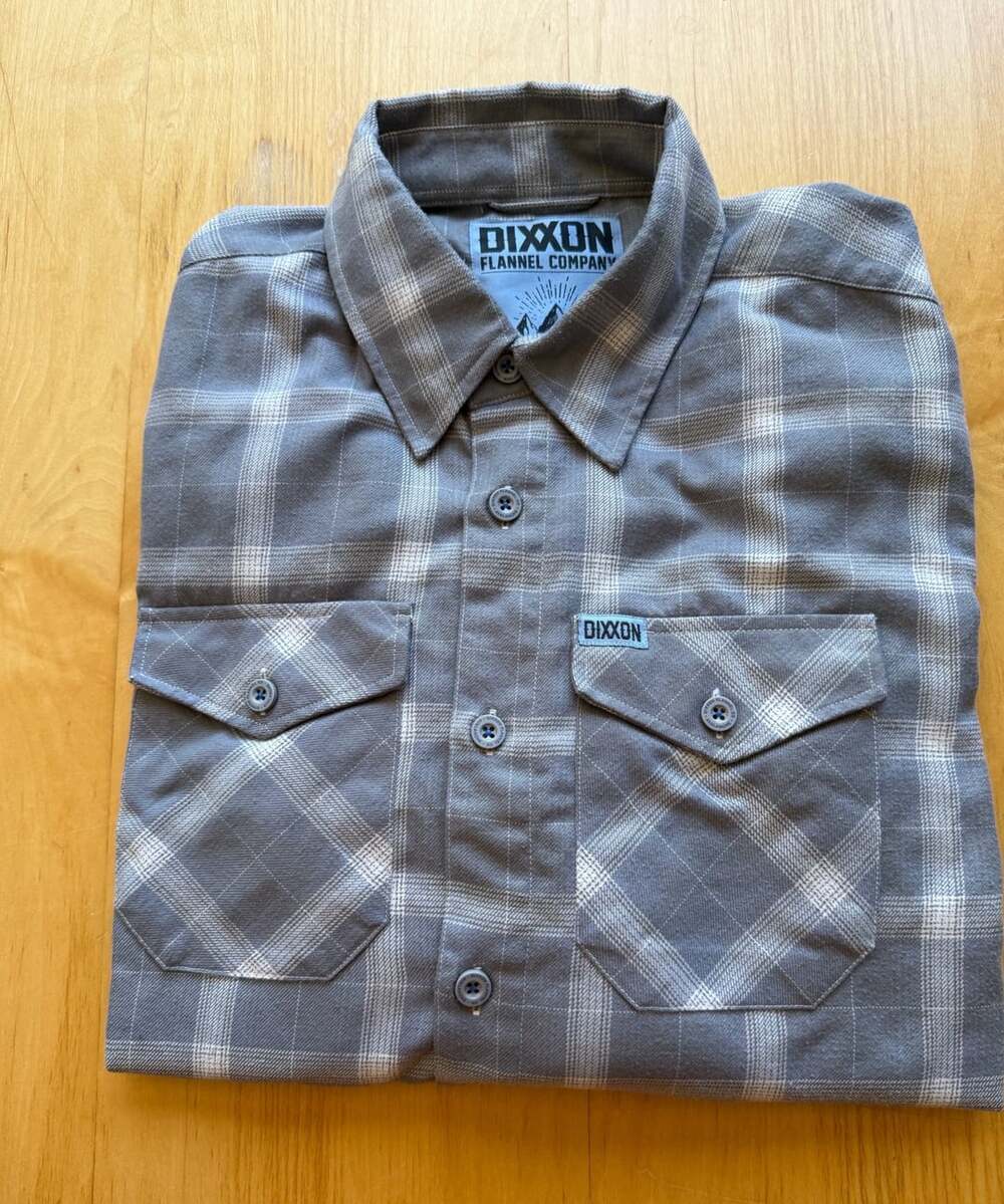 Dixxon Flannel Company Avalanche Gray Plaid Button-Up Flannel Shirt Medium